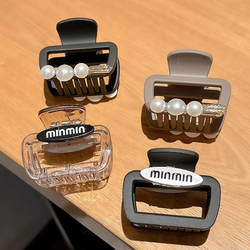 Carta cuadrada abrazadera de agarre esmeriada para mujeres de alta calidad 2025 nuevo disco de cabello de cabecera de cabecera de pescado pinza de cabello