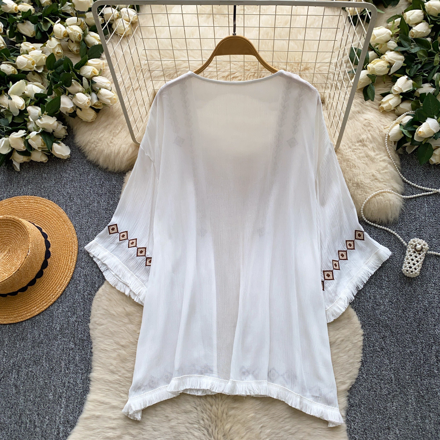 Women's White Retro Embroidery Tassel Cardigan Loose Fitting Summer Vacation Elegant Shirt Top_ecoleips.com