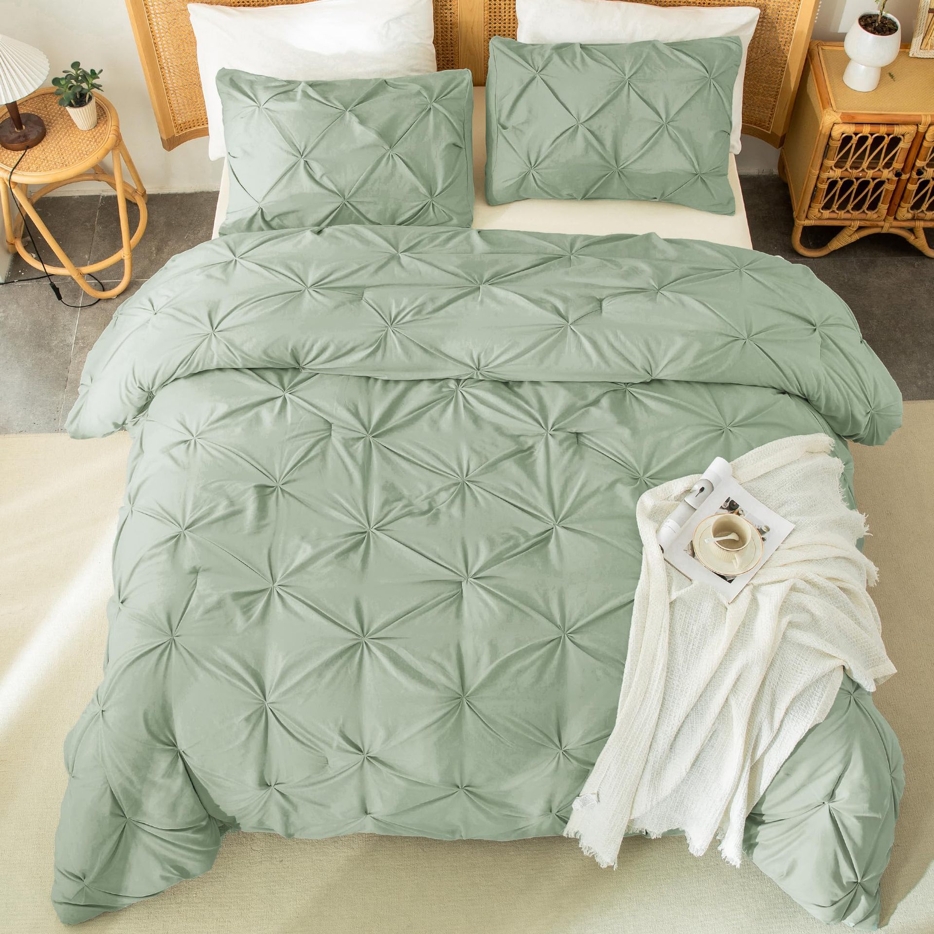 SKU-03-Sage Green Queen.jpg