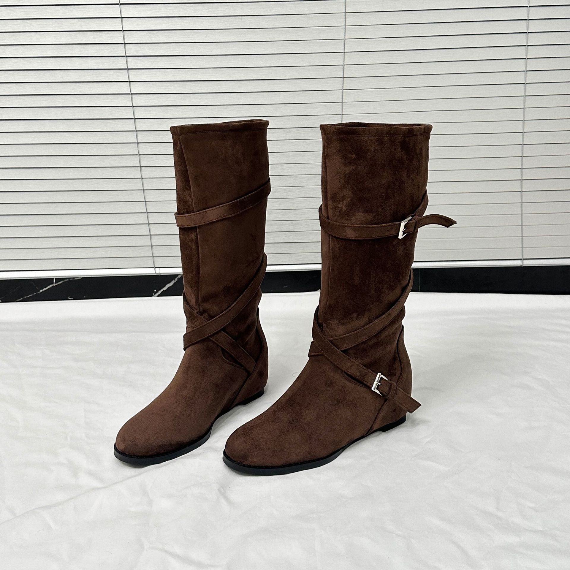 Botas Altas de Caballero para Mujer de 5 cm de Terciopelo con Hebilla Térmicas para Otoño e Invierno