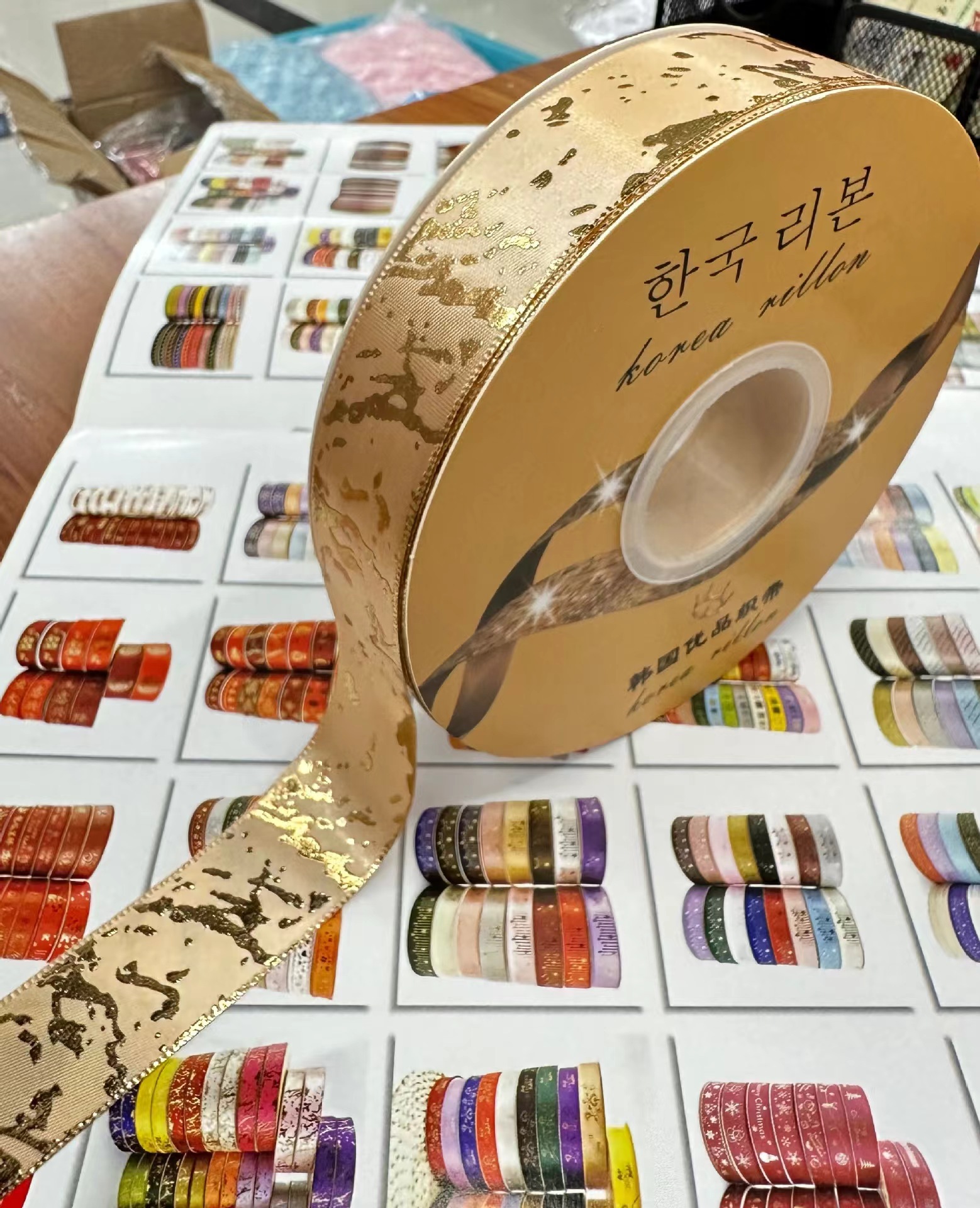 25mm jaspeado bronceado cinta de poliéster flor caja de regalo cinta de embalaje transfronteriza tira de color termoendurecible 3D