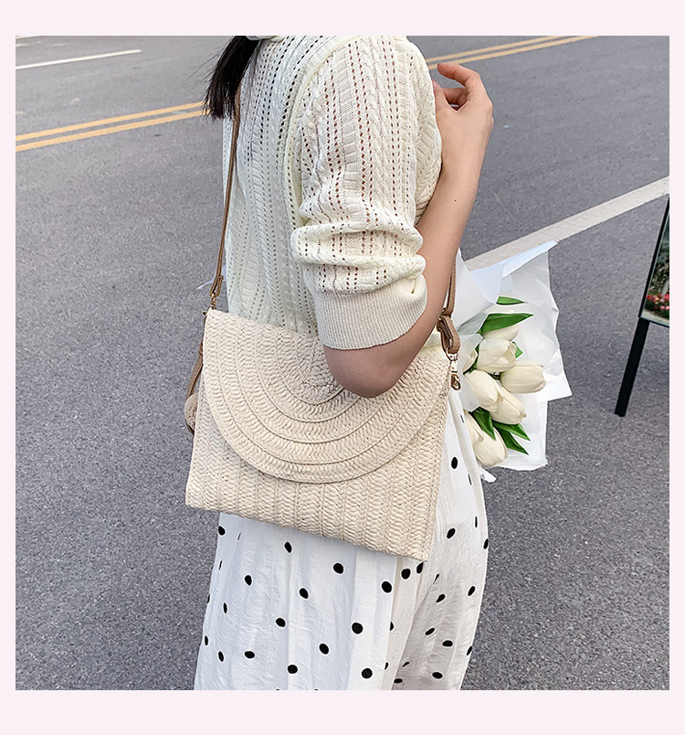 Women's Pu Leather Stripe Solid Color Vacation Fashion Tassel Square Magnetic Buckle Crossbody Bag Straw Bag display picture 2