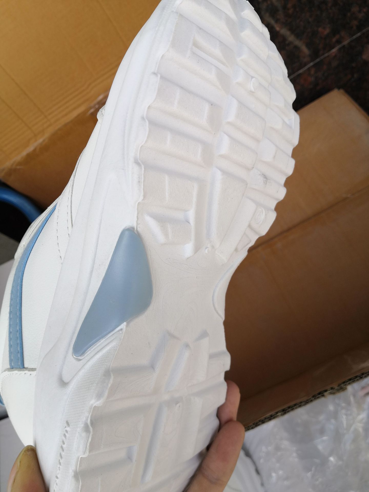 Chaussures en cuir Chaussures de tennis Baskets Semelle en caoutchouc Mesh Chaussures légères_voghion.com