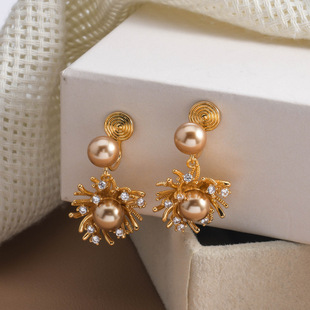 �r�и�ͨ�ڶ������P���A�㙉����ʯ���韟�����;��¶������