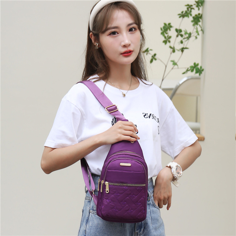Nueva moda casual bolso de mujer multi-capa bordado hilo estilo coreano bolso de hombro simple mujer de mediana edad bolso de pecho de la madre