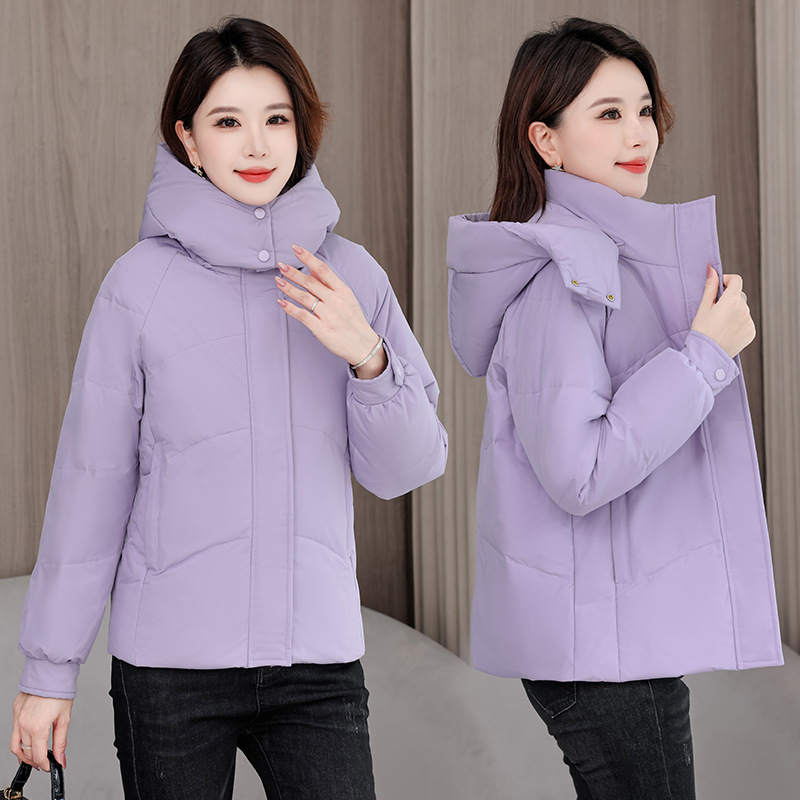 Corta chaqueta de plumón gruesa de invierno para mujeres 2025, nuevo suelto delgado pequeño chaqueta de algodón con capuzas grande