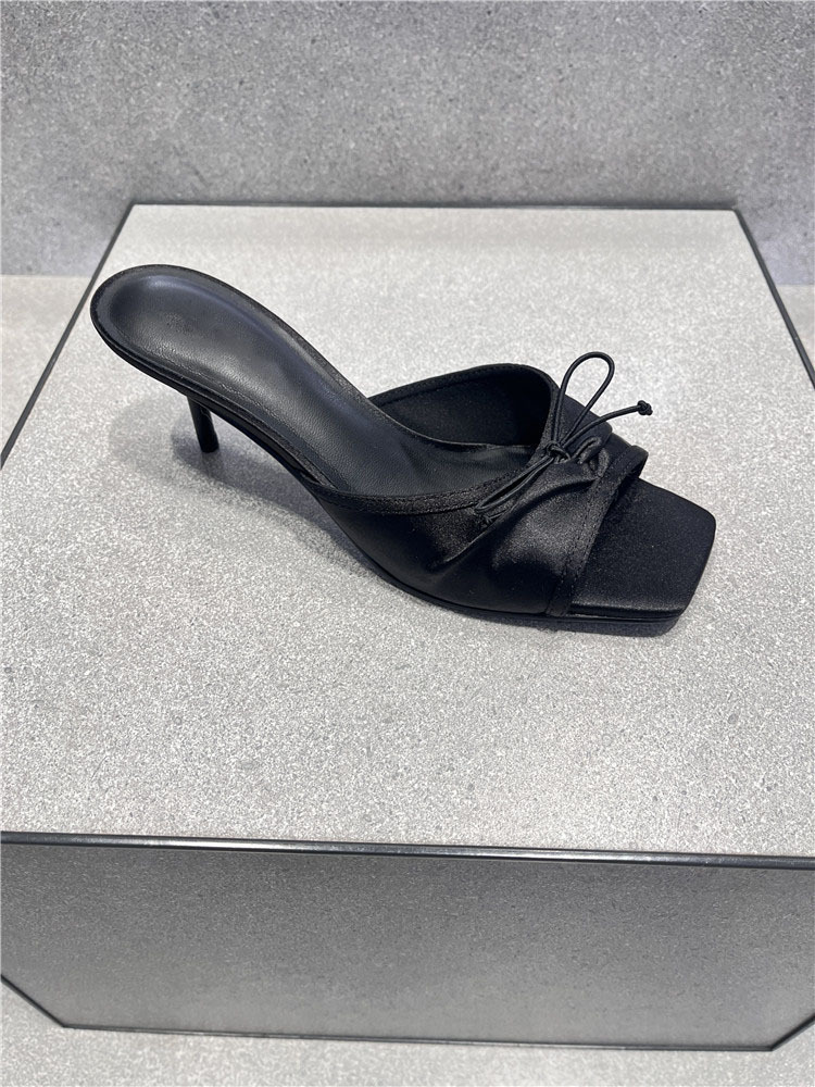 CHELTS & KALTH2025 verano nuevo estilo 60280476-1 bowknot pliegues zapatillas de tacón de aguja sandalias de tacón alto