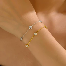 首饰套装;耳钉;耳环