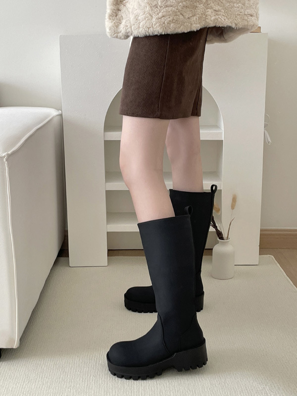 推荐2024秋新款韩国黑色时装长靴女粗跟丑萌大头靴