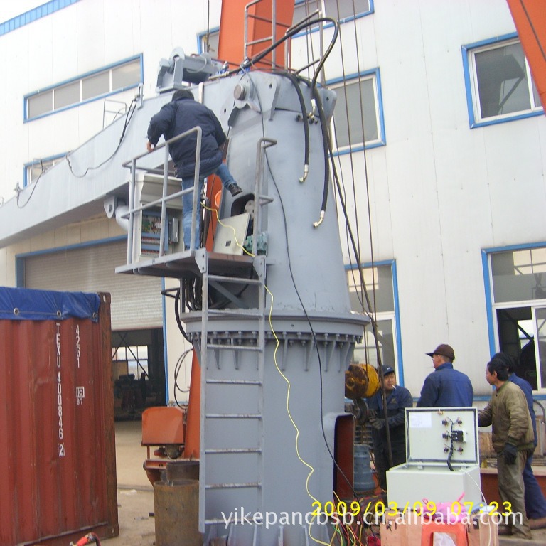 起重机 船用吊机 船用克令吊 船用起重机 液压吊机