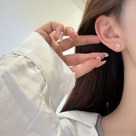 项链;耳环;戒指