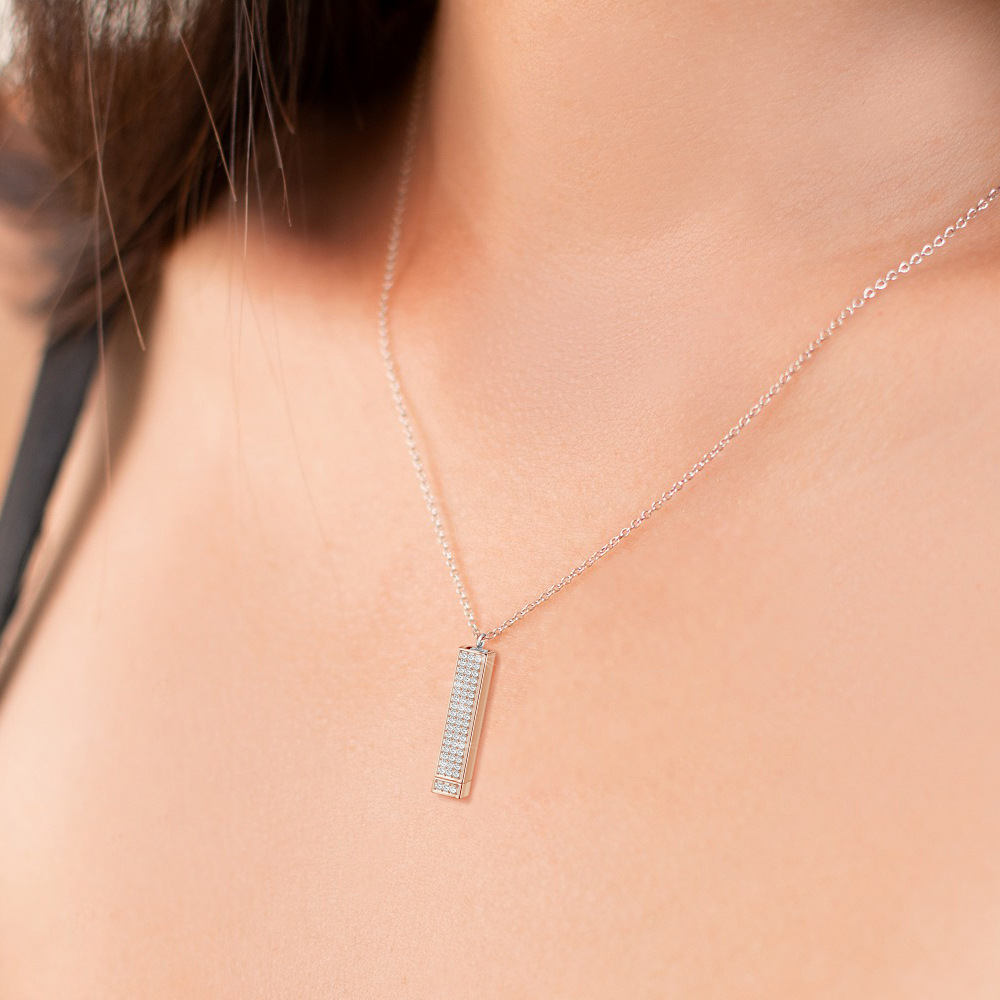 Necklace Image 5