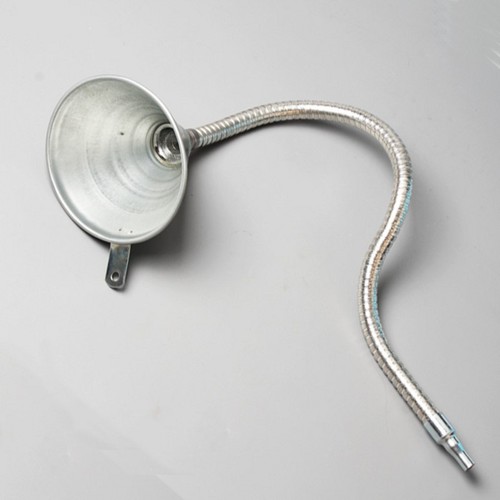 Taiwan-made iron universal funnel, bendable iron funnel 370mm 630mm car oil fuel filling funnel