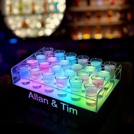 酒架;果盘、果篮;冰桶、冰夹