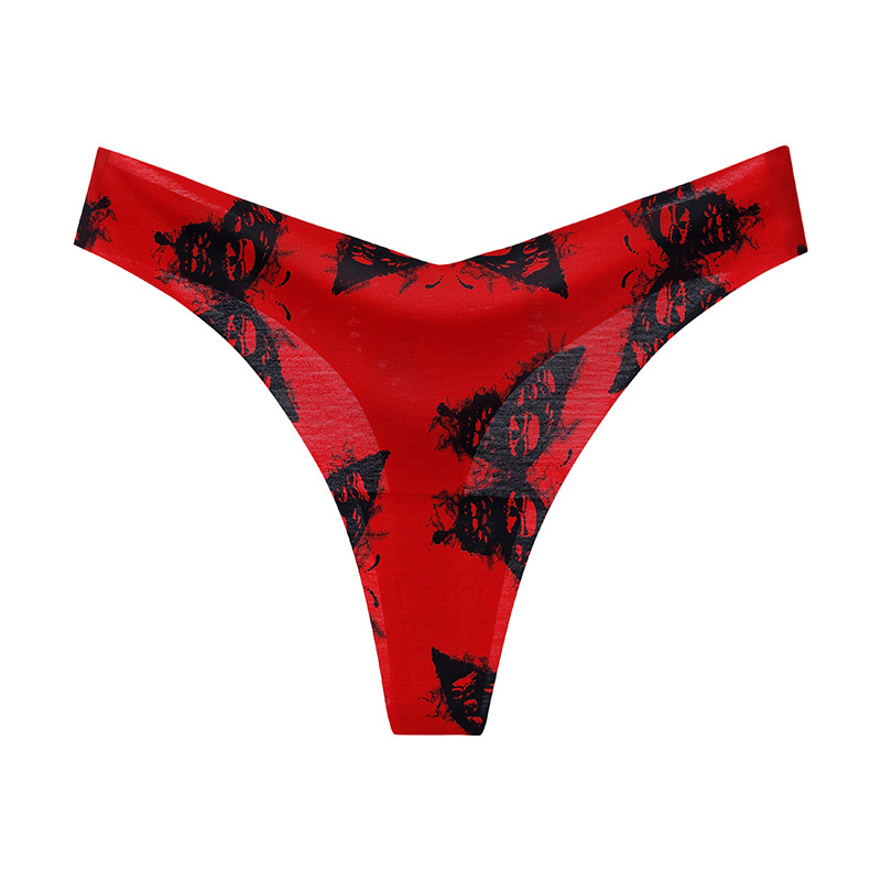 Красная бабочка