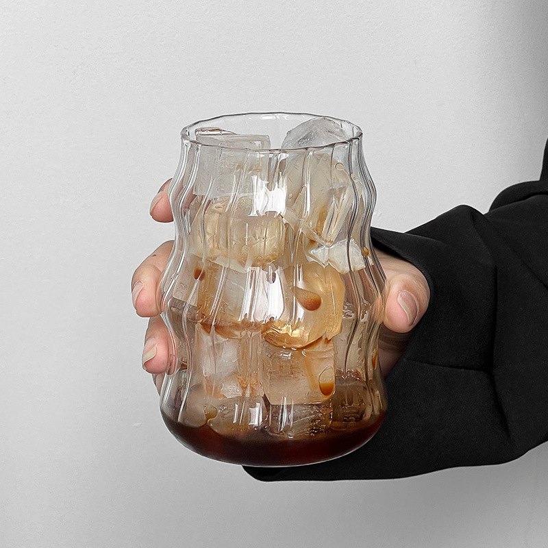 Taza de una sola capa resistente a altas temperaturas doméstica con taza de vidrio de paja con tapa de vidrio de alto silicio transparente taza de bebida de nubes verticales