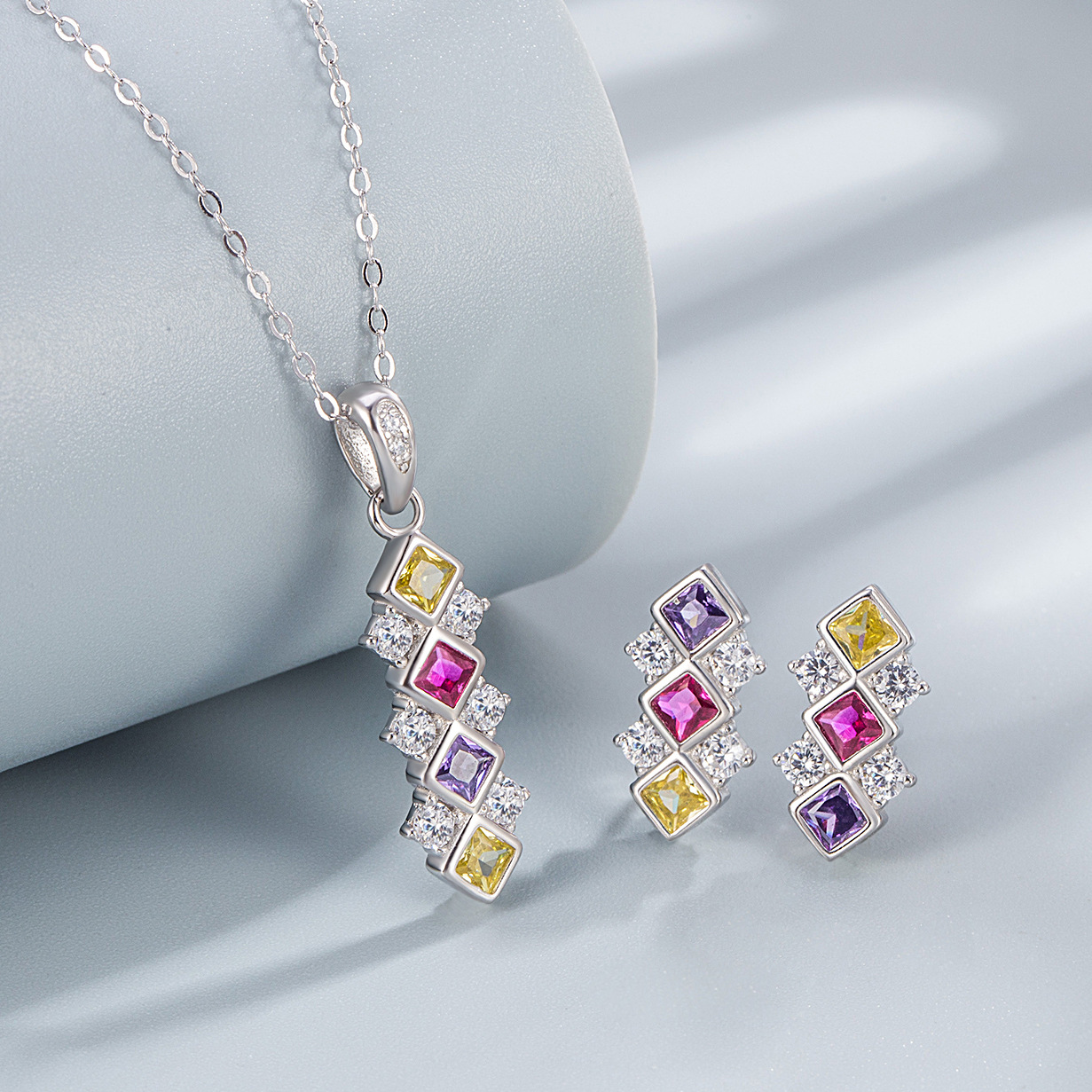 2g Weight Jewelry Set Classification Earrings + Necklace Quantity Weekend, Daily Occasion 925 Sterling Silver Material Geometric Pattern Women's Gender Simple Style, Classic Style Style 925 Sterling Silver Jewelry Suit Exquisite Diamond-Shaped Light Luxury Necklace  Earrings Jewelry Set 1