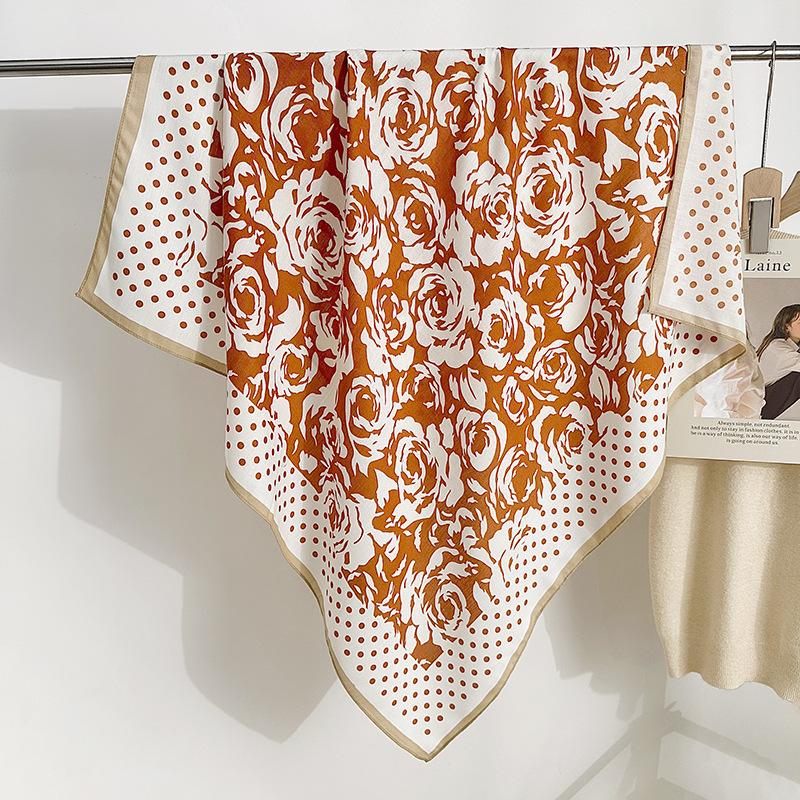 Nicho de moda INS flor impresión bufandas profesionales diseñadores de moda elegante temperamento ondulado toalla cuadrada de chevron