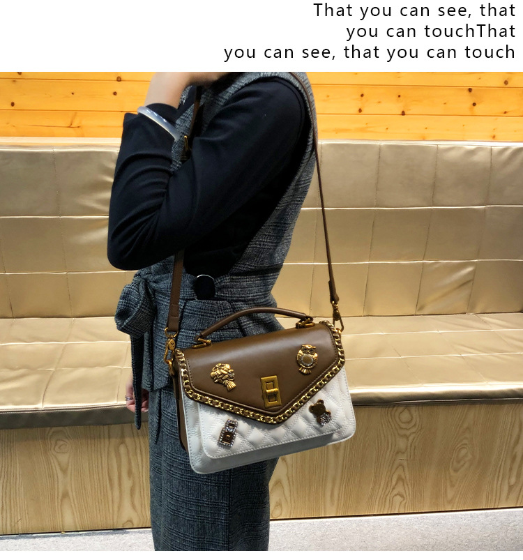 Túi đeo chéo da thật dáng vuông nhỏ phong cách retro thu đông — Gấu Nhỏ/Bu Bu/Trắng, Gấu Nhỏ/Bu Bu/Đen chi tiết 10
