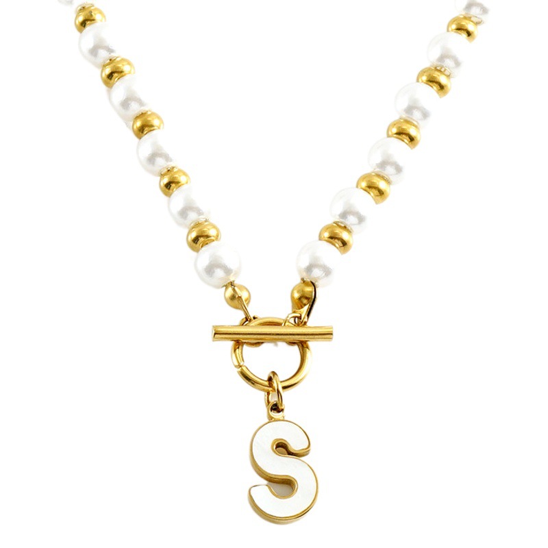 Cruz-frontera nueva cadena de perlas electrochapado 18K oro carta colgante nicho ins estilo collar