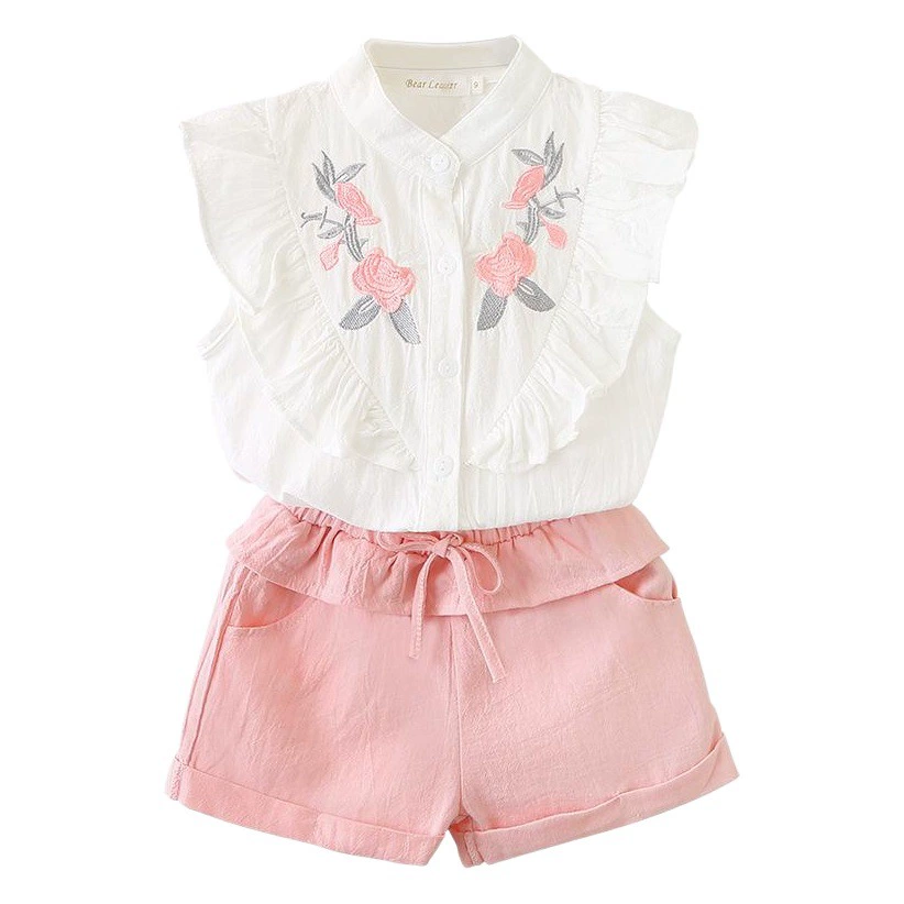 Эксклюзивная трансграничная поставка популярной детской одежды в стиле INS из Европы и Америки: летний комплект из вышитой безрукавки и шорт для девочек (для Amazon).