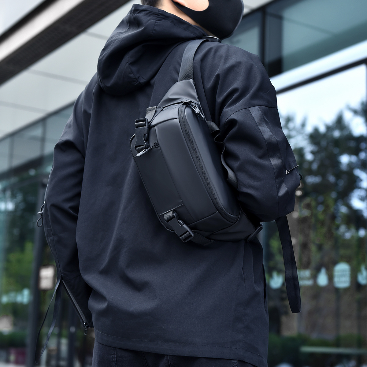 2023 Otoño e Invierno nueva bolsa de pecho de los hombres deportes funcional cintura bolsa casual hombro mensajero bolsa multifuncional bolsa al aire libre