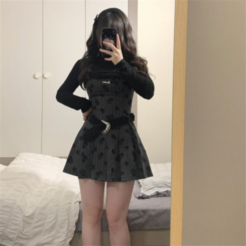 法式温柔气质减龄背带连衣裙女学生春秋季百搭黑色打底衫俩件套装|undefined