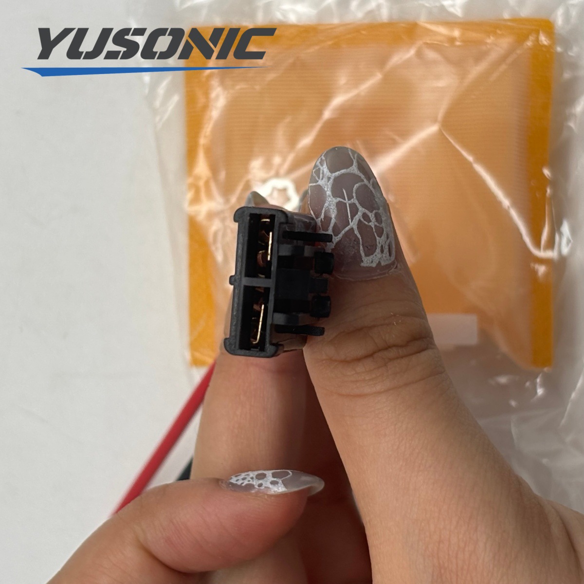 In stock, gold-colored E2068 car fuel pump suitable for Toyota