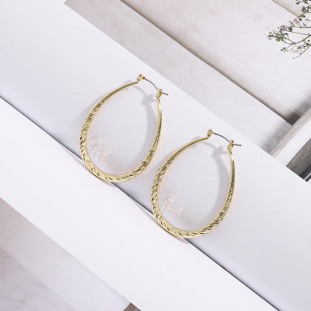 Boucles D&#39;oreilles Simples Ovales En Cuivre display picture 8