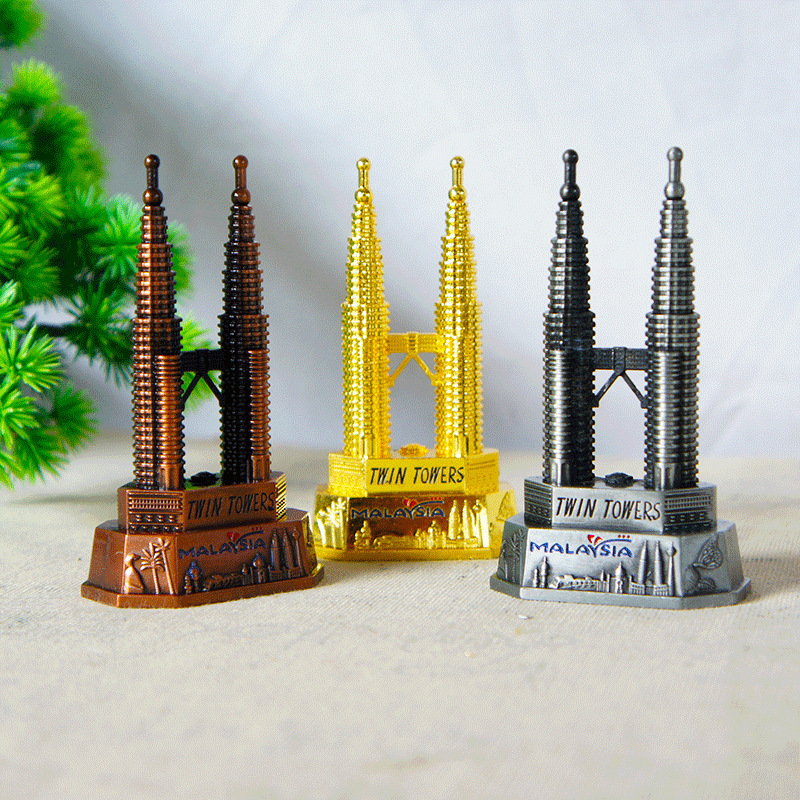 New Kuala Lumpur Tourist Commemorative Gemini Building Forever Commemorative Plating Workmanship Fine Twin Towers Model