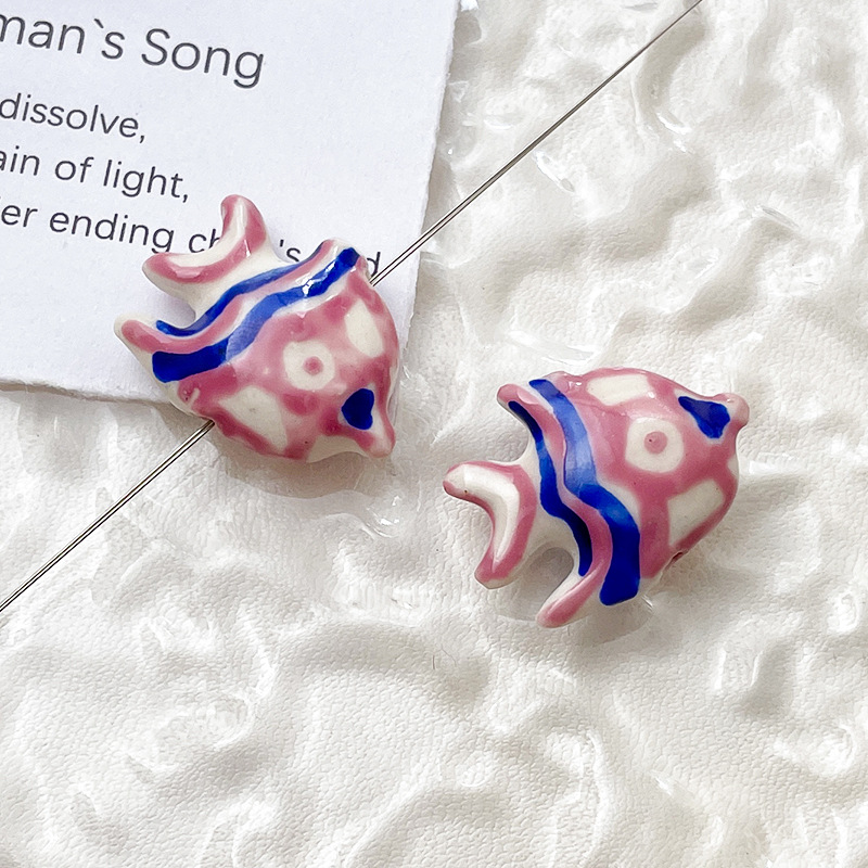 5g Weight Pendant Jewelry Making Type DIY Jewelry Accessories Classification 1 Piece Quantity ceramics Material Fish Pattern Simple Style, IG Style Style 1 Piece Ceramics Fish DIY Jewelry Accessories Pendant 6