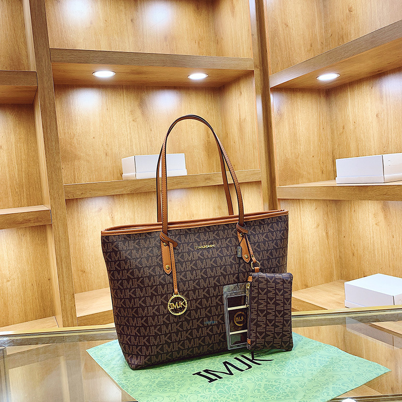 Large-Capacity Tote Bag with a Small Bag Inside, 2026 New Model, High-End Handbag, Stylish and Elegant Shoulder Bag for Women