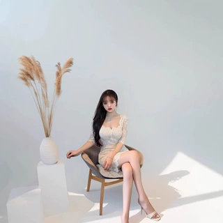 娇娇感 法式优雅气质修身中裙包臀蕾丝连衣裙女