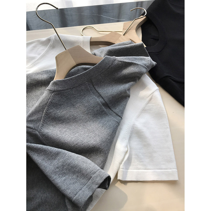 Low-key intellectual style ~ simple basic solid color back slit round neck all-match short-sleeved sweater T-shirt
