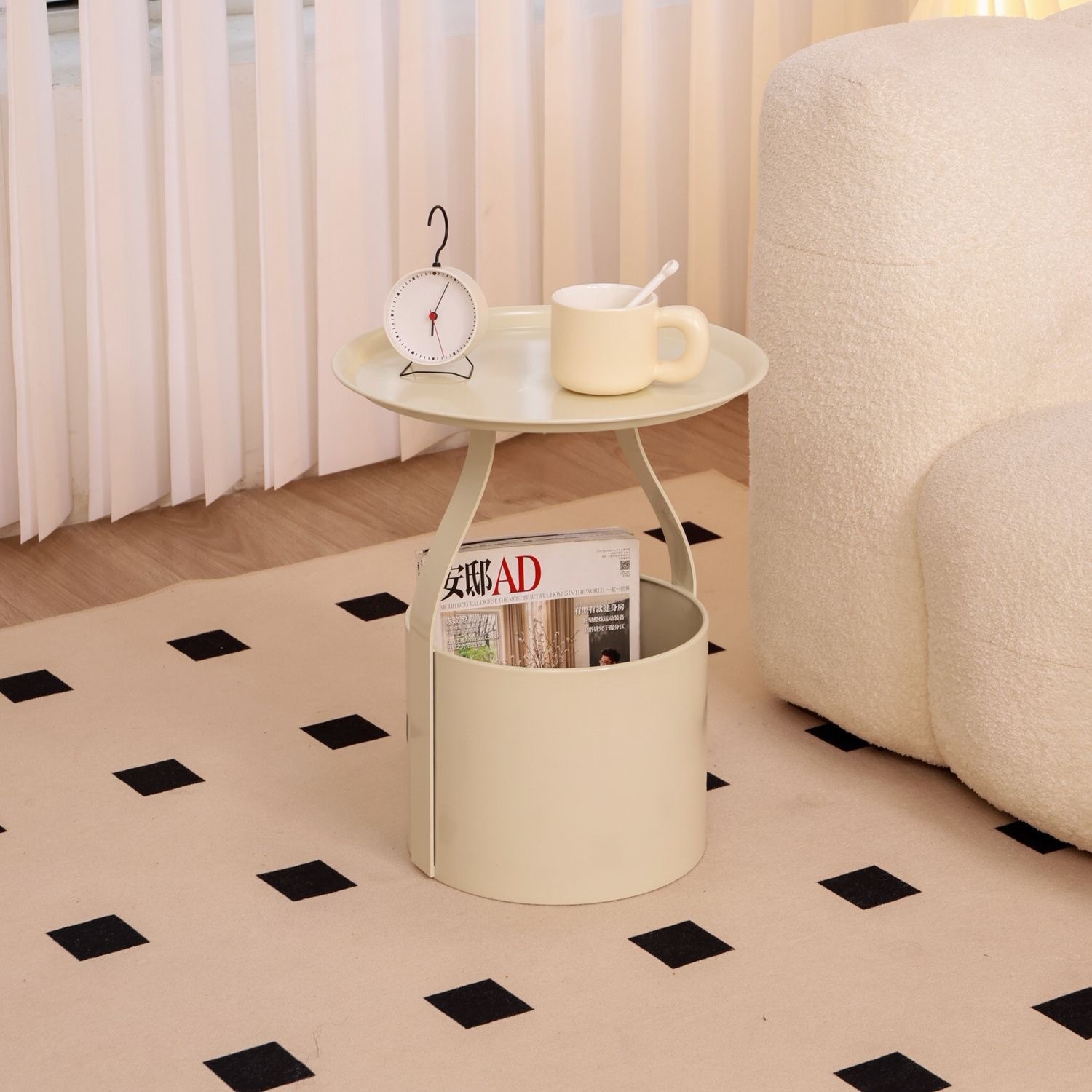 Sofá de viento de crema dormitorio pequeño mesilla de cabecera sala de estar mini cafeteria en línea pequeña mesa redonda de hierro forjado