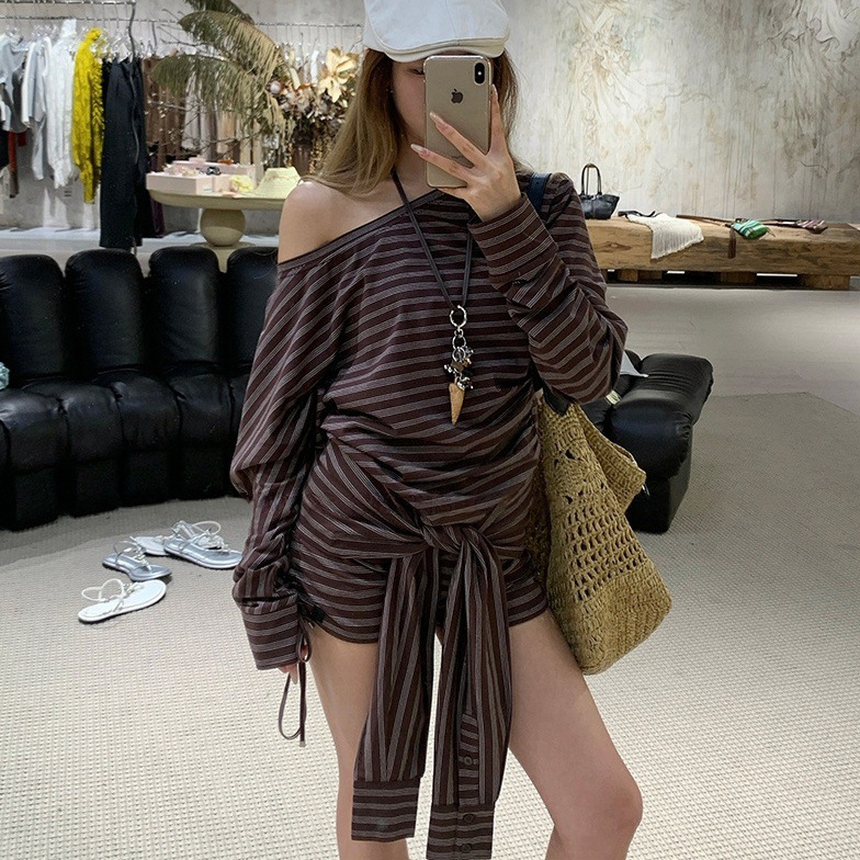 New Style Slanted Shoulder Pleated Top Wrap-Around Shorts Set for Women Ensho Designer Brand Casual Fashion New Style Slanted Shoulder Pleated Top Wrap-Around Shorts Set for Women Ensho Designer Brand Casual Fashion