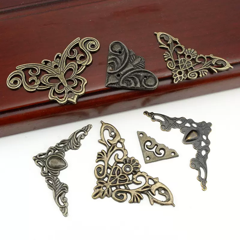 跨境镂空角码复古木盒新中式家具五金配件批发金属包角金属护角片