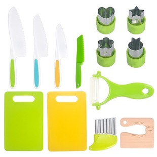 Kindergarten early education plastic fruit knife does not hurt hands serrated fruit knife bread knife children's plastic knife cutting board suit