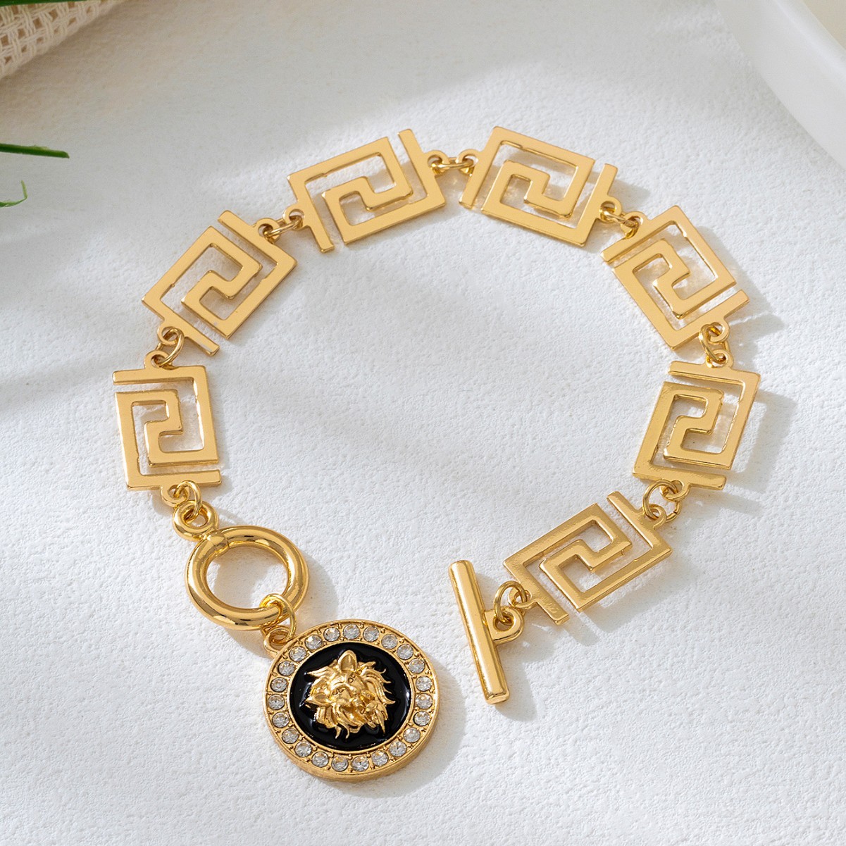 Europa y Estados Unidos Hip Hop transfronterizos tendencia de cabeza de león diamante incrustado collar pulsera pendientes set corte retró