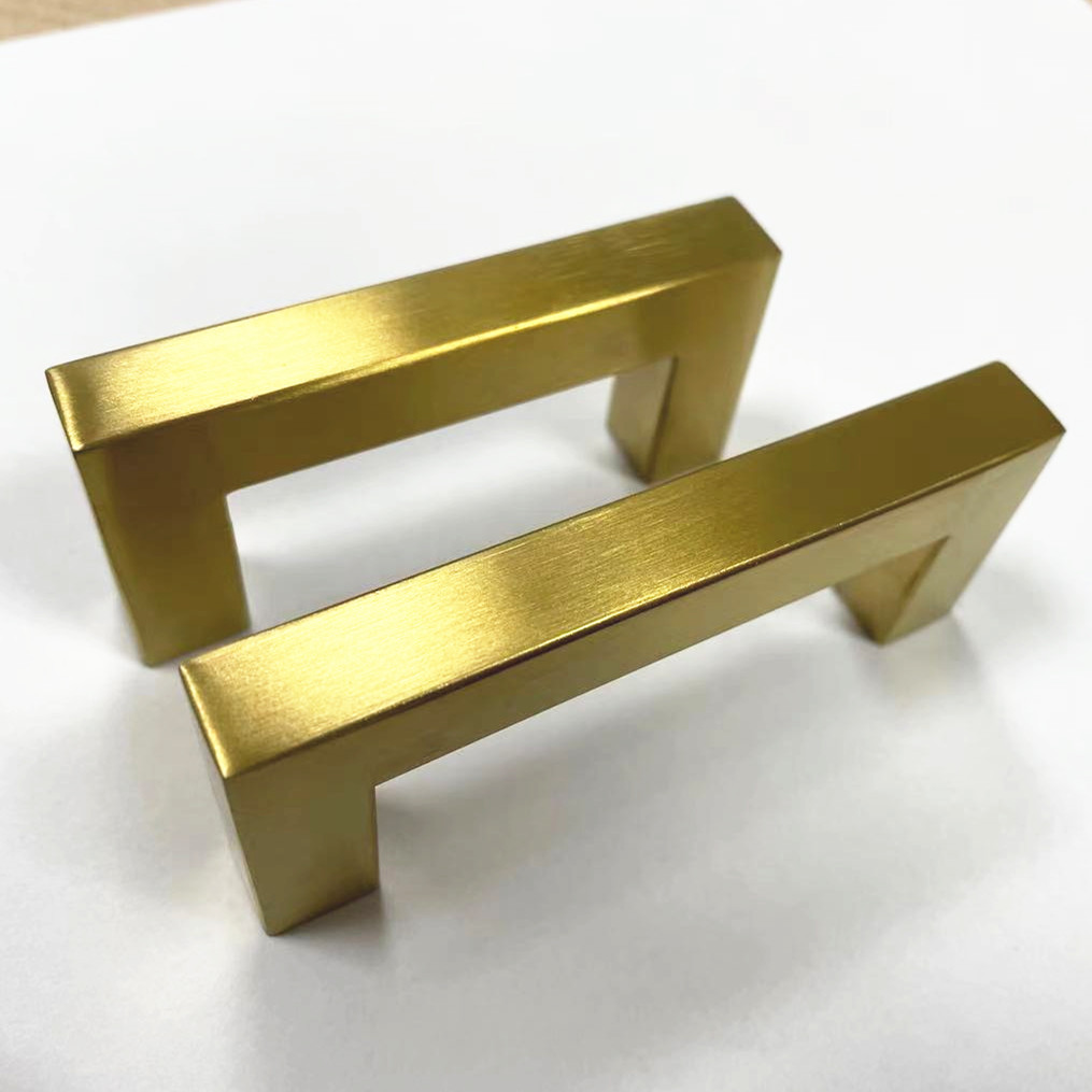 Cuadrado cepillado gabinete puerta manija Luz de lujo de acero inoxidable cocina gabinete moderno minimalista cajón armario oro mango alargado