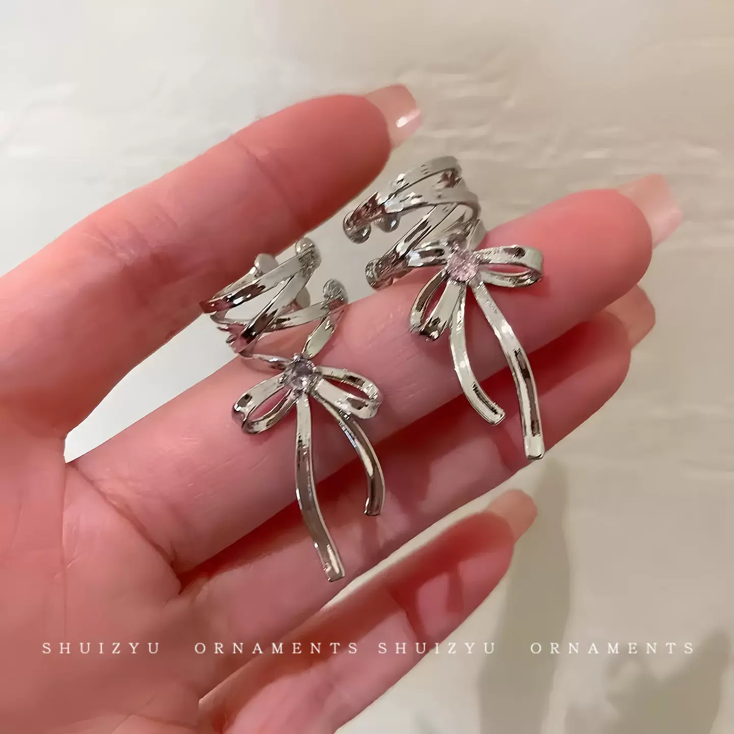 小众设计感美学耳夹耳钉女高级感蝴蝶结无耳洞耳骨夹百搭气质耳饰