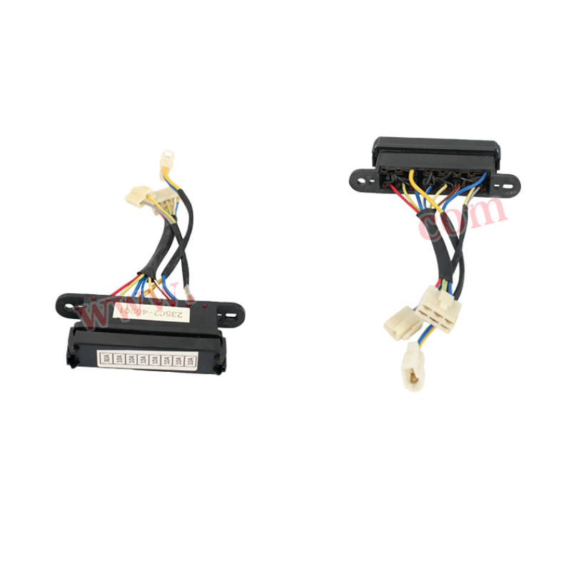 Caja de fusibles de carretilla elevadora HC235C2-40301 para TCM / T6 / 2-3T accesorios de carretilla elevadora 3 caja de control de enchufe