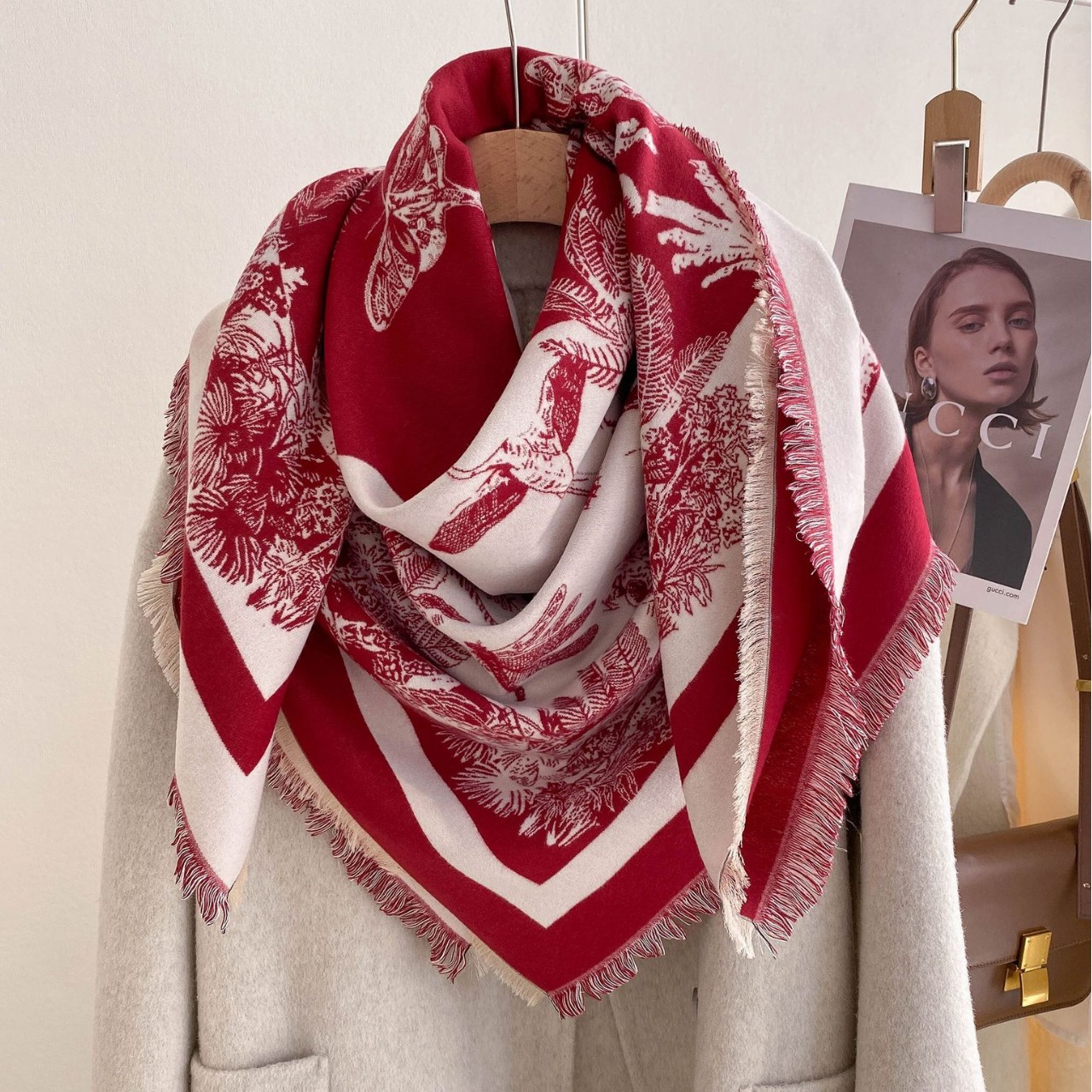 2024 otoño y invierno impresión toallas nuevas mariposas retrógradas elegantes capa decoración chal grueso bufandas cálidas