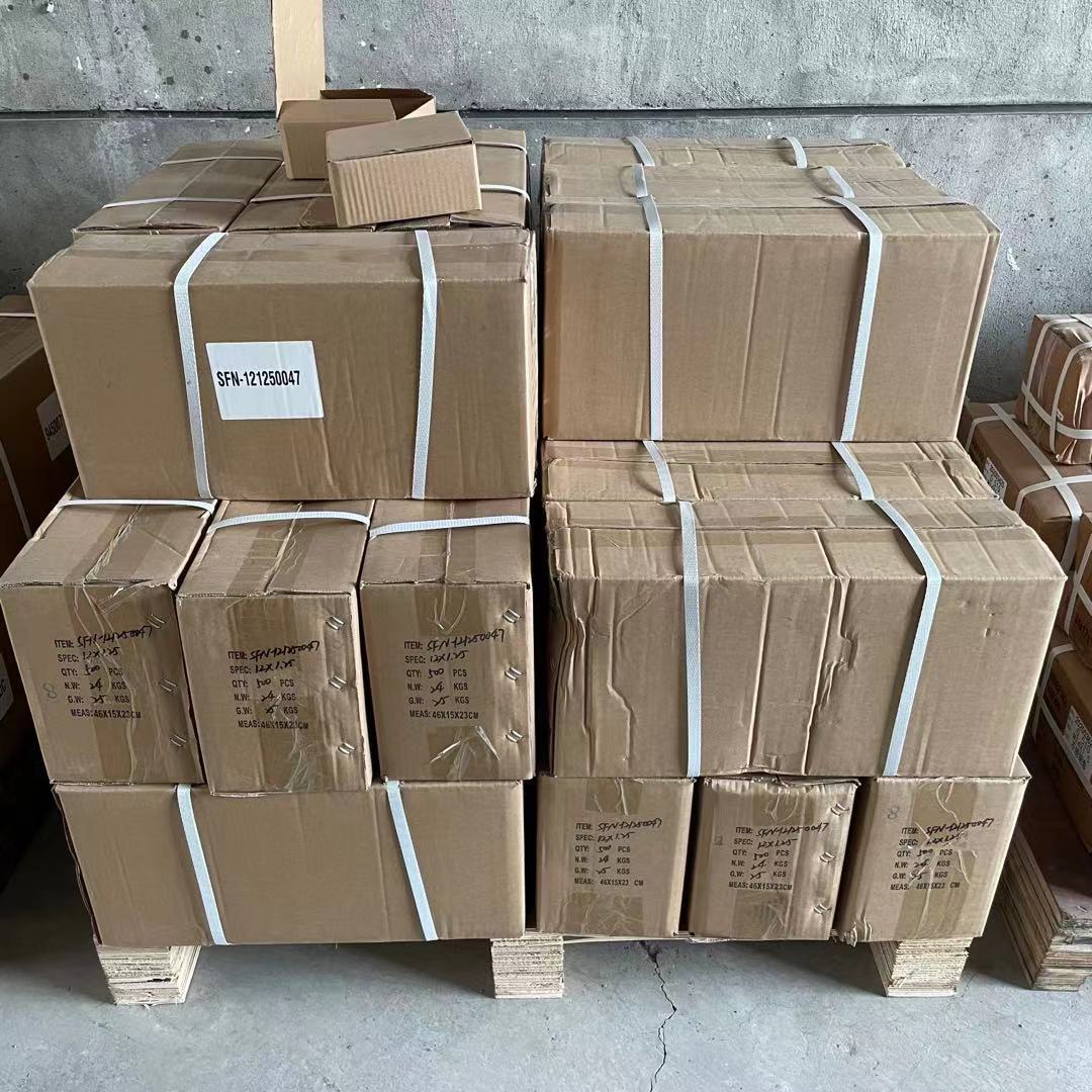 仓库一角 (1).jpg