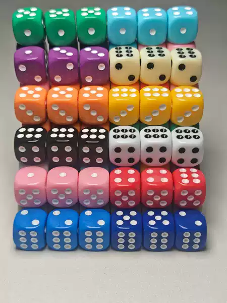 In-Stock Solid Color 6-Sided Rounded Corner 14mm Colorful Multi-Color Acrylic Dice for Board Games and Role-Playing Games
