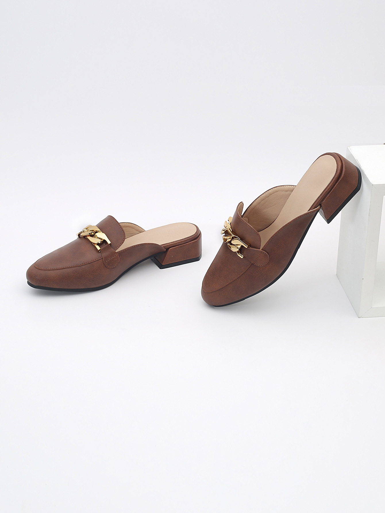 Cross Border New Summer Casual Style Fashion Women S Single Shoes All Match Round Toe Medium Heel Large Size Half Drag Foreign Trade Wholesale_voghion.com