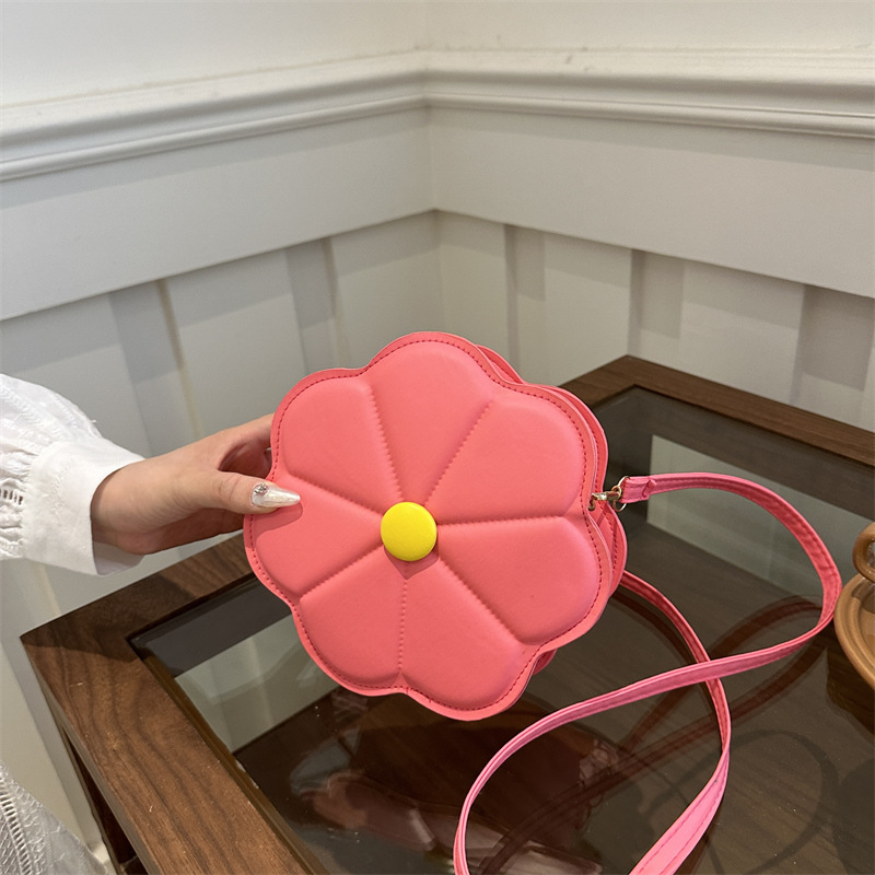 Color sólido coreano nuevo diseño de flores personales de impresión de verano 2024 estilo estilo extranjero bolso de hombro para mujeres