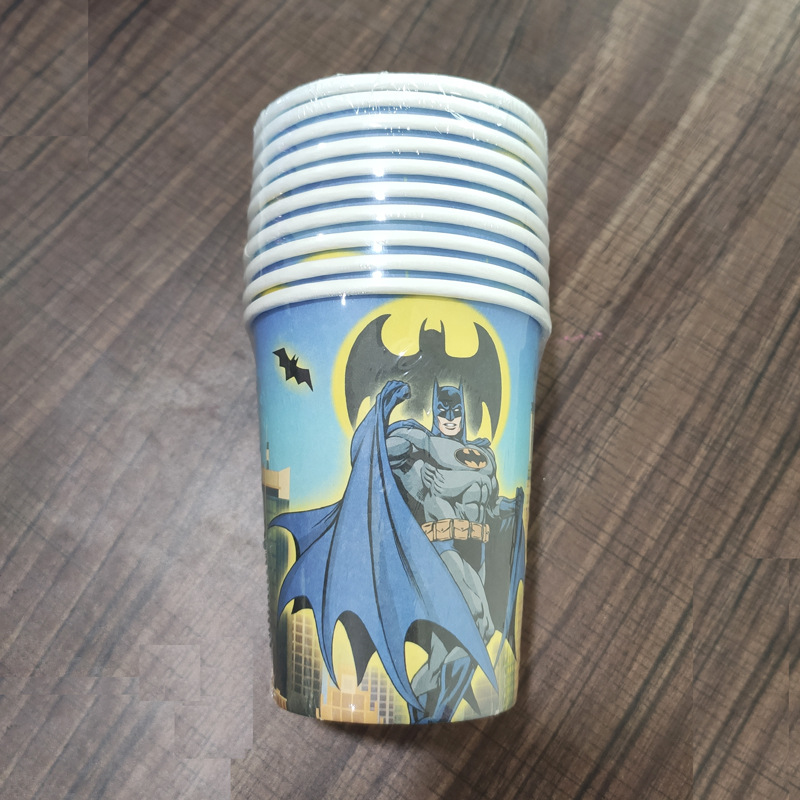 Fabricante en stock Batman Tema de cumpleaños plato de papel taza de papel cuchillo de tejido tenedor cuchara decoración del partido vajilla suministros de traje