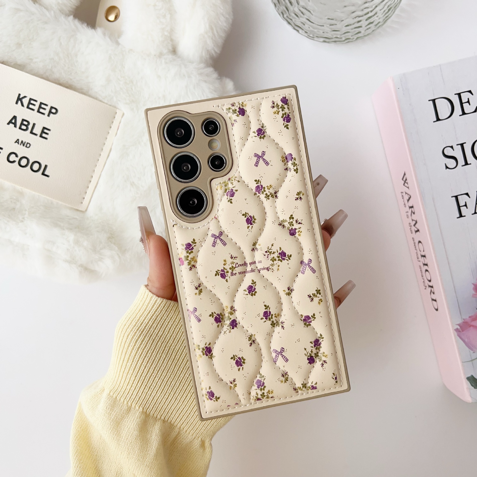 Suitable for Samsung S25Ultra Phone Case, Ultra-Thin Wrist Strap, S26+ Protective Cover, Purple, Anti-Drop, Skin-Feel, 24Uins Style