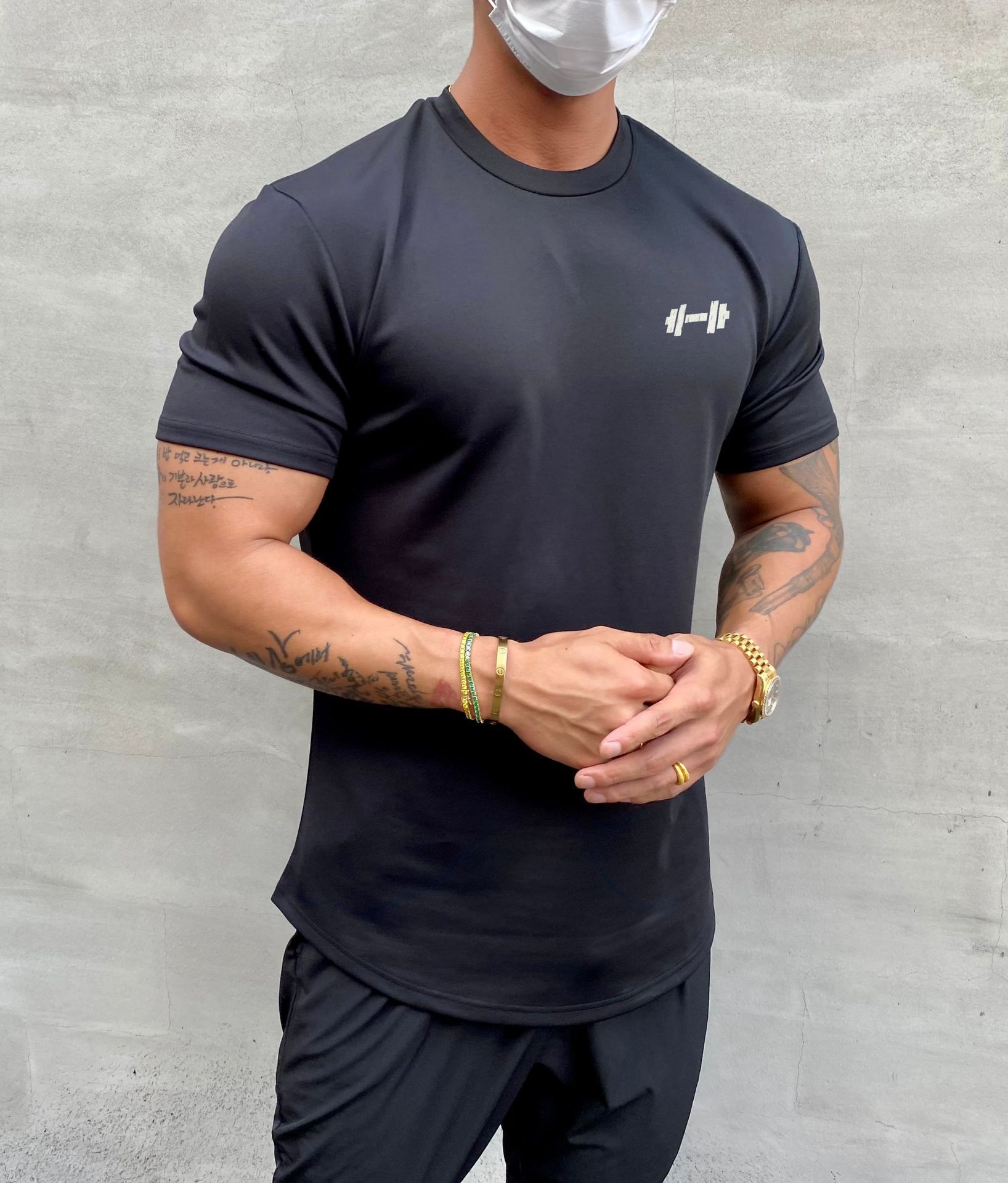 Muscle-fit T-shirt Image 4